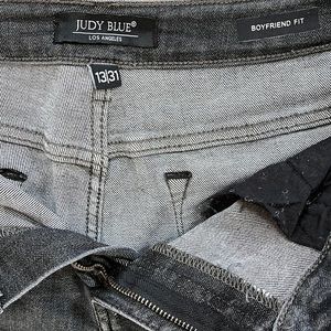 Judy Blue Gray Boyfriend Jeans